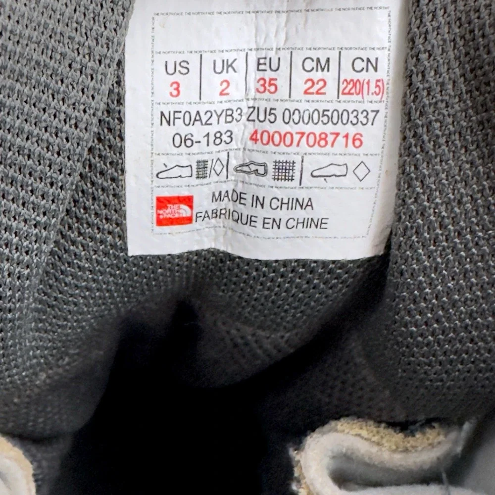 THE NORTH FACE Junior Winter Sneaker Snow Boots Hydroseal Boys Size 3 Black